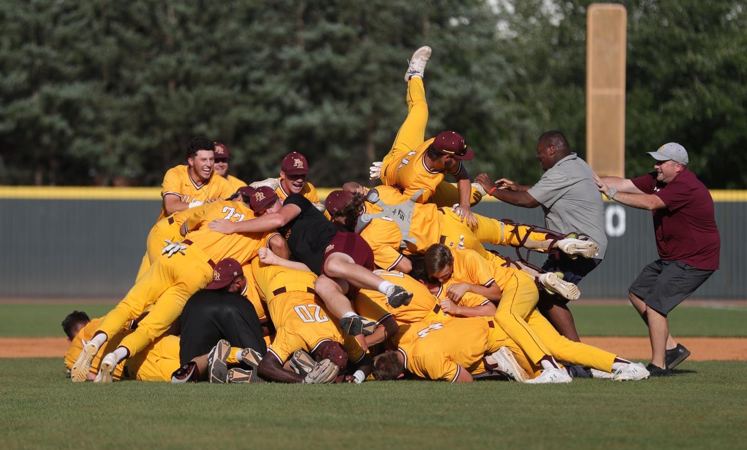 No. 6 Pearl River defeated No. 1 LSU-Eunice 11-2 on Saturday, May 18, 2019, to win the Region XXIII Championship and advance to the NJCAA D-II World Series. (COURTESY ITAWAMBA C.C.)