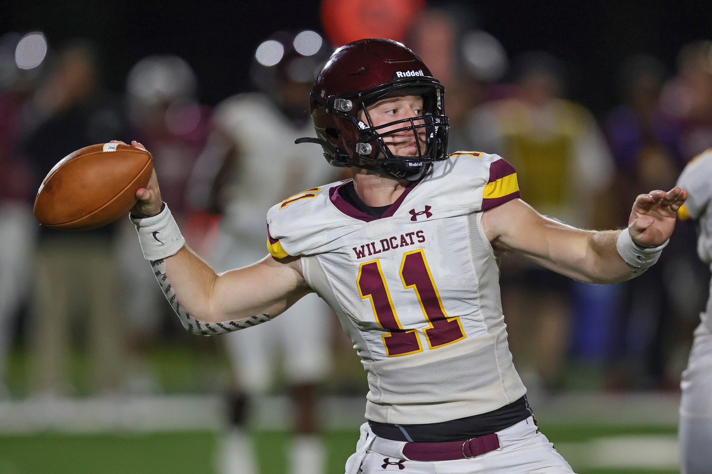 Lawson Pratt’s five touchdowns lead Pearl River to dominant victory