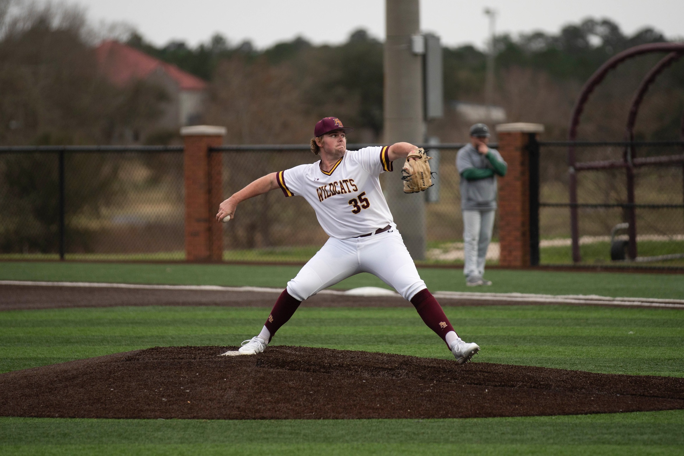 Strong pitching propels No. 1 Pearl River to sweep